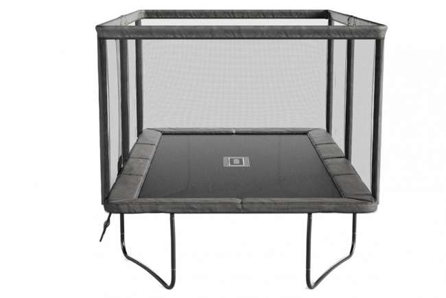 Батут с сеткой Hasttings Hero 10x17FT (524 х 304,8 см) Батут с сеткой Hasttings Hero 10x17FT (524 х 304,8 см)