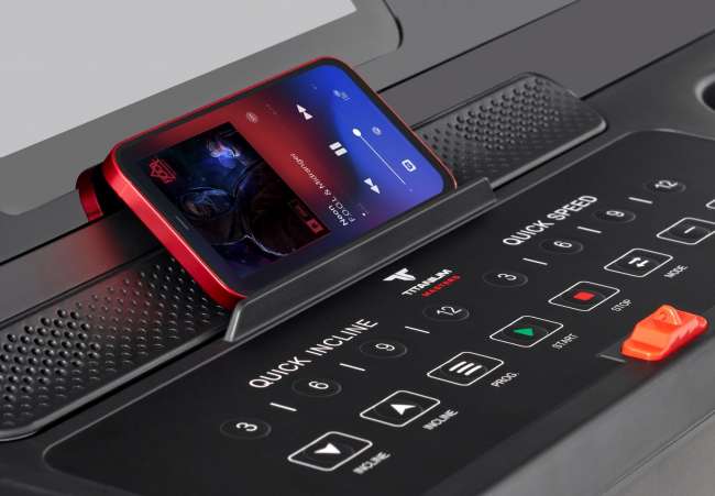 Беговая дорожка Titanium Masters Physiotech A460 TFT Беговая дорожка Titanium Masters Physiotech A460 TFT