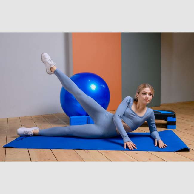 Коврик для йоги и фитнеса UNIX Fit двусторонний, 180 х 61 х 0,8 см, двуцветный, голубой Коврик для йоги и фитнеса UNIX Fit двусторонний, 180 х 61 х 0,8 см, двуцветный, голубой