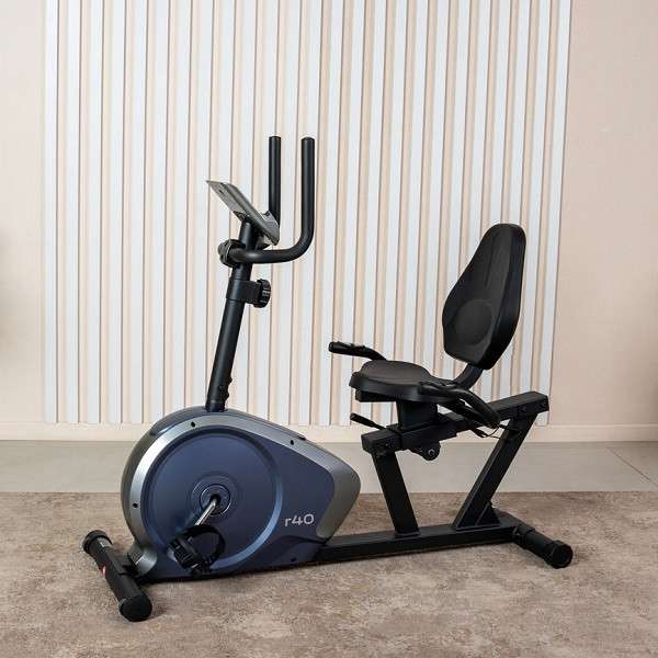 Велотренажер домашний CARBON FITNESS R40 Велотренажер домашний CARBON FITNESS R40