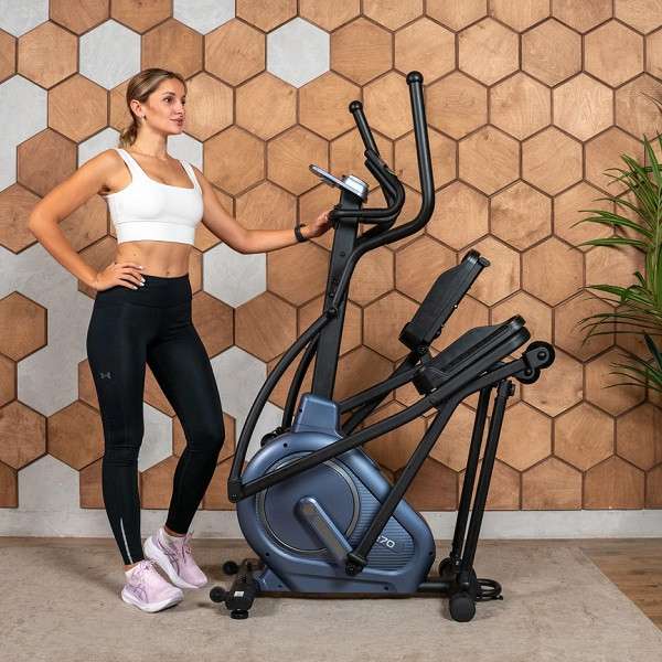 Эллиптический тренажер CARBON FITNESS E70 складной Эллиптический тренажер CARBON FITNESS E70 складной