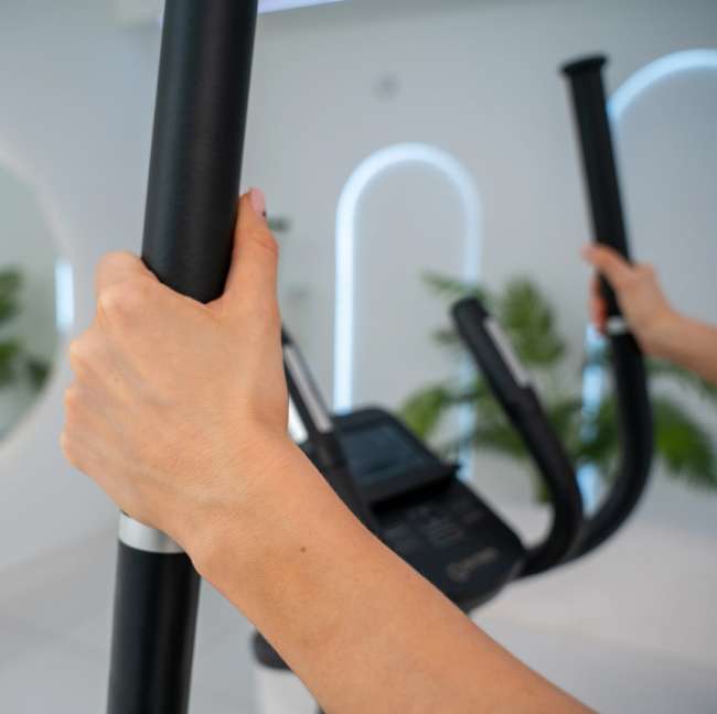 Эллиптический тренажер Oxygen Fitness FIRAL складной Эллиптический тренажер Oxygen Fitness FIRAL складной